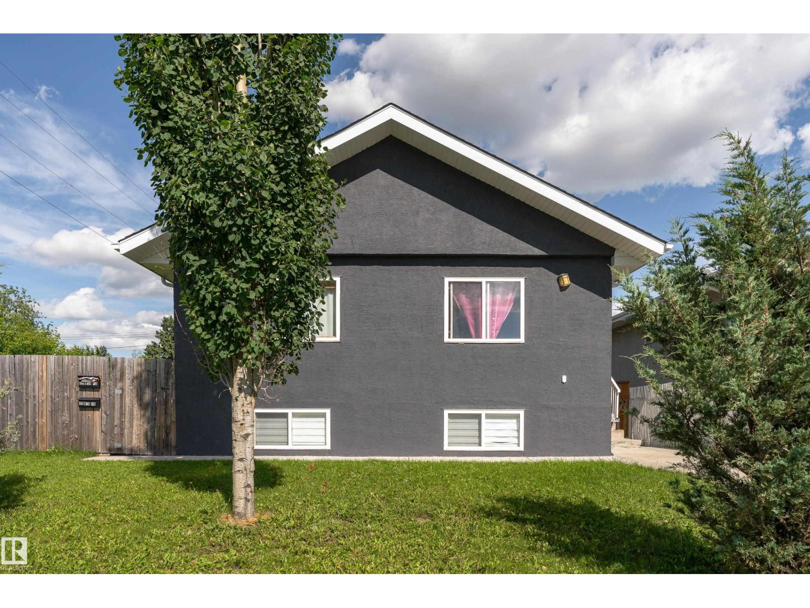 12847 86 ST NW - 44