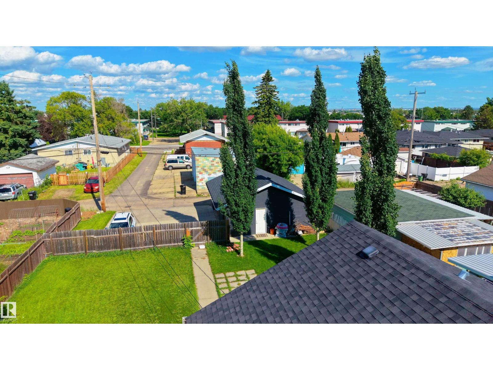 12847 86 ST NW - 54