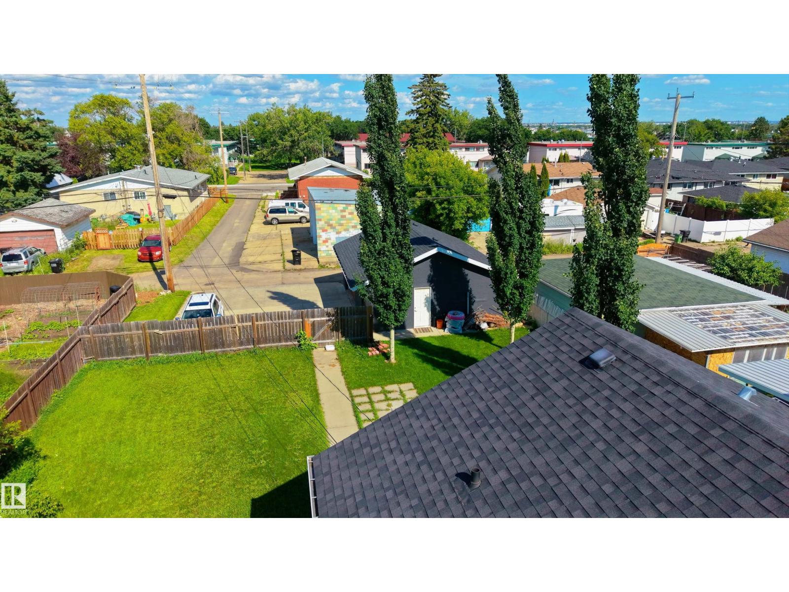 12847 86 ST NW - 56