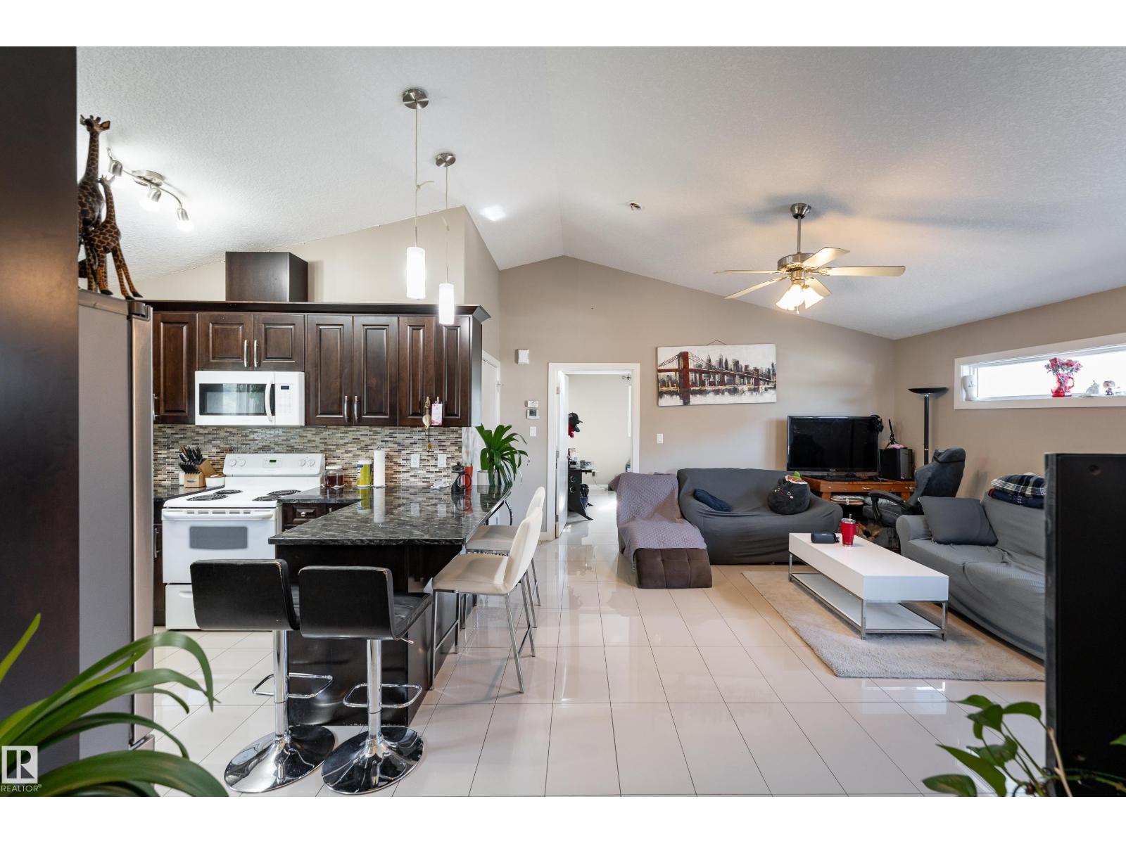 12847 86 ST NW - 7