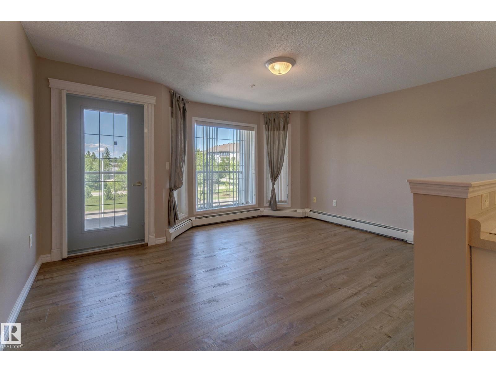#326 2741 55 ST NW - 15