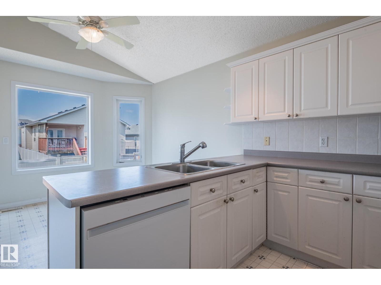 16280 51 ST NW - 31