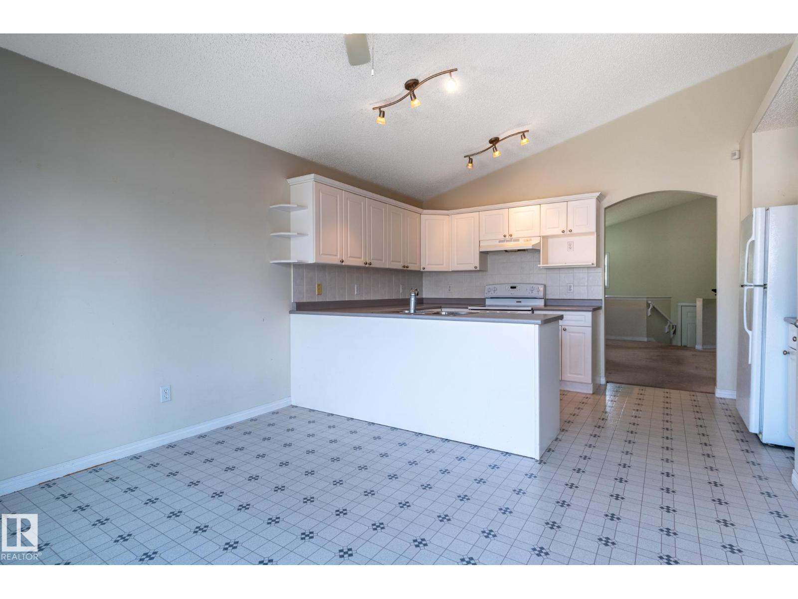 16280 51 ST NW - 39