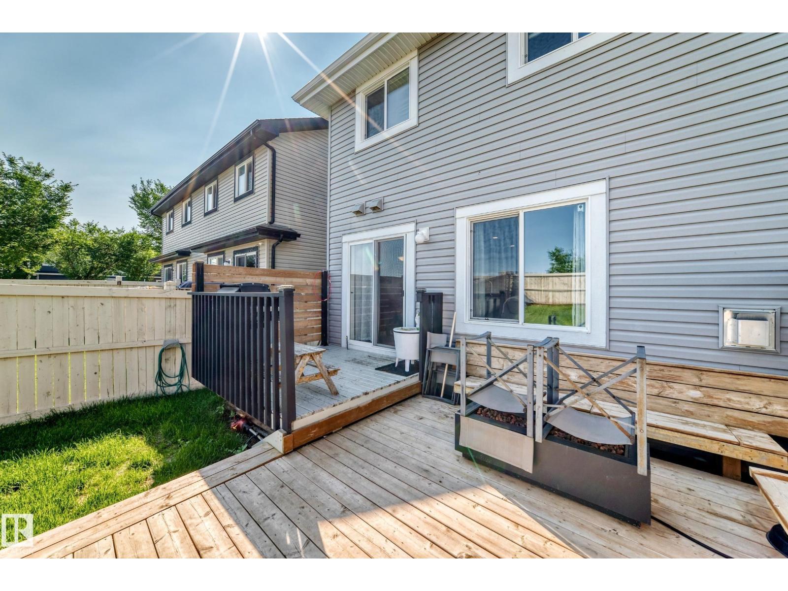 15908 10 AV SW - 17