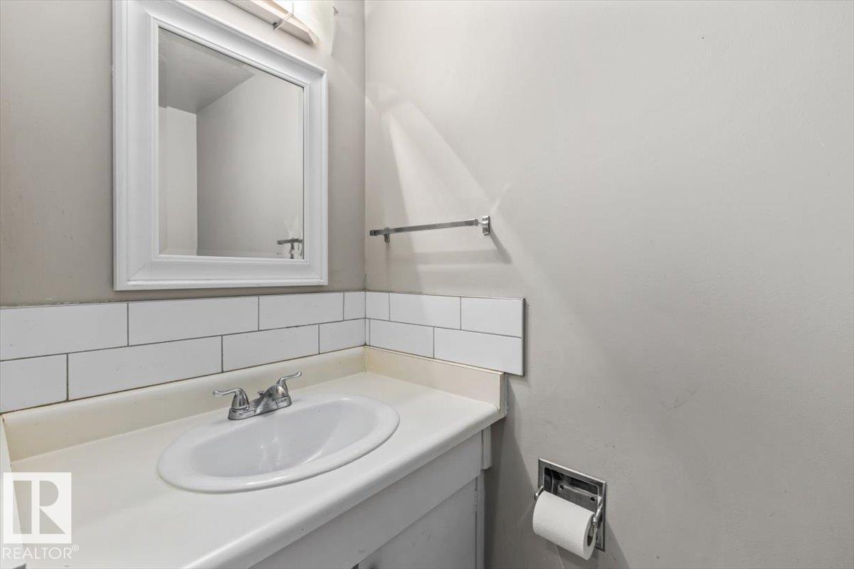 5512 19A AV NW - 11