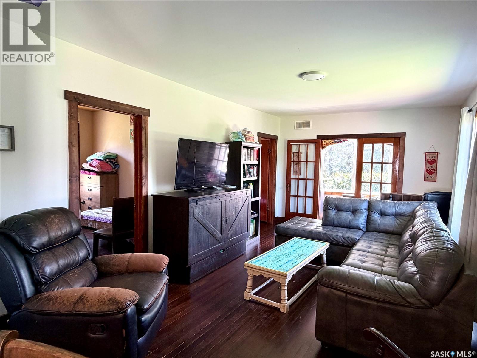 402 4th STREET - 11