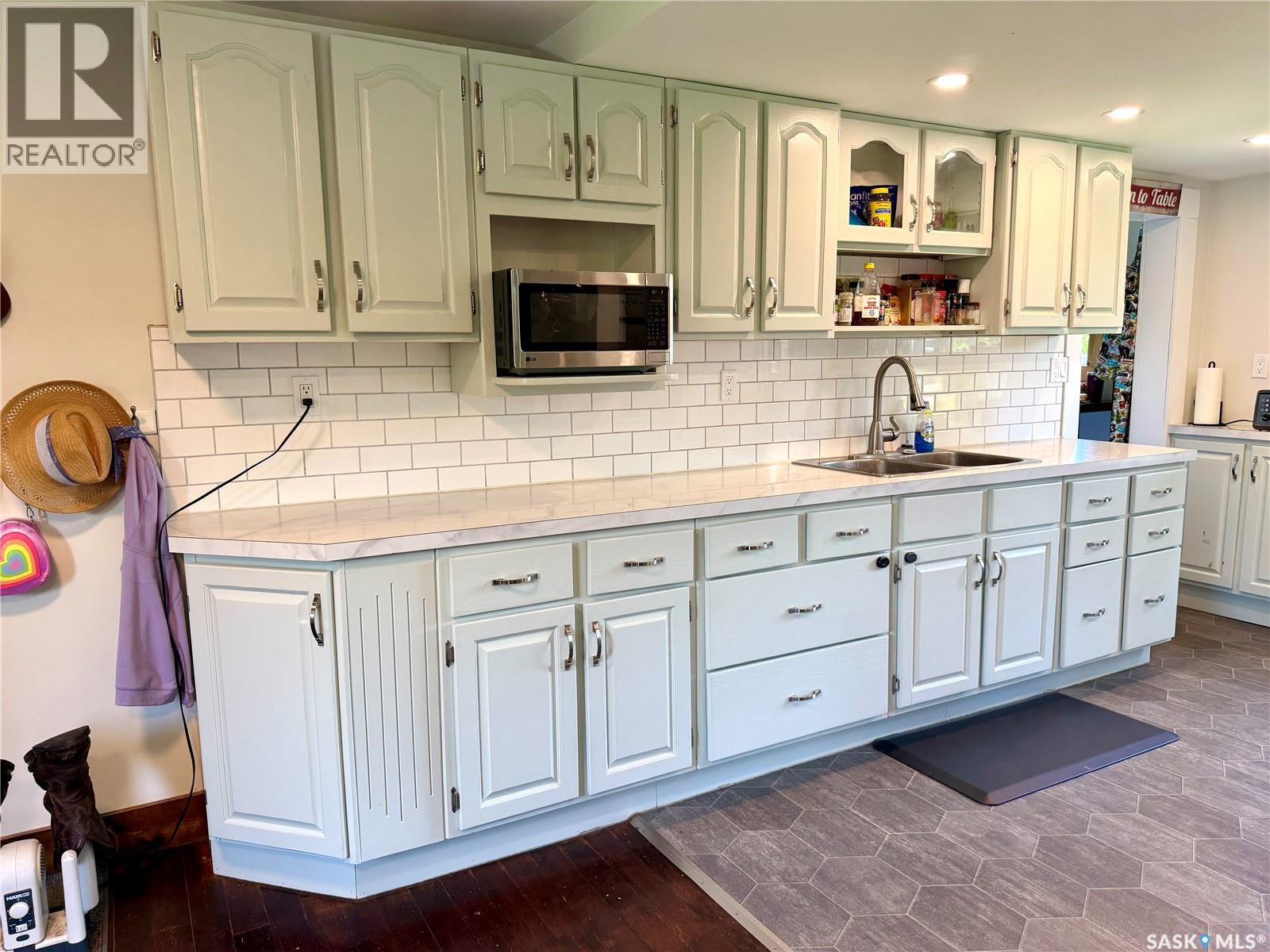 402 4th STREET - 4