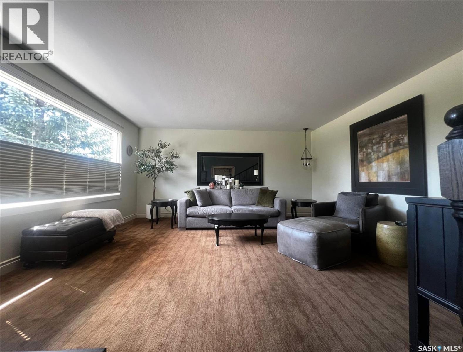 1183 George STREET E - 7