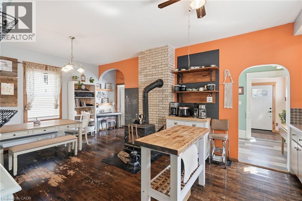 545 MAIN Street E - 18