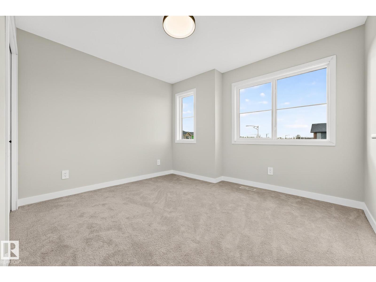 4011 207 ST NW - 29
