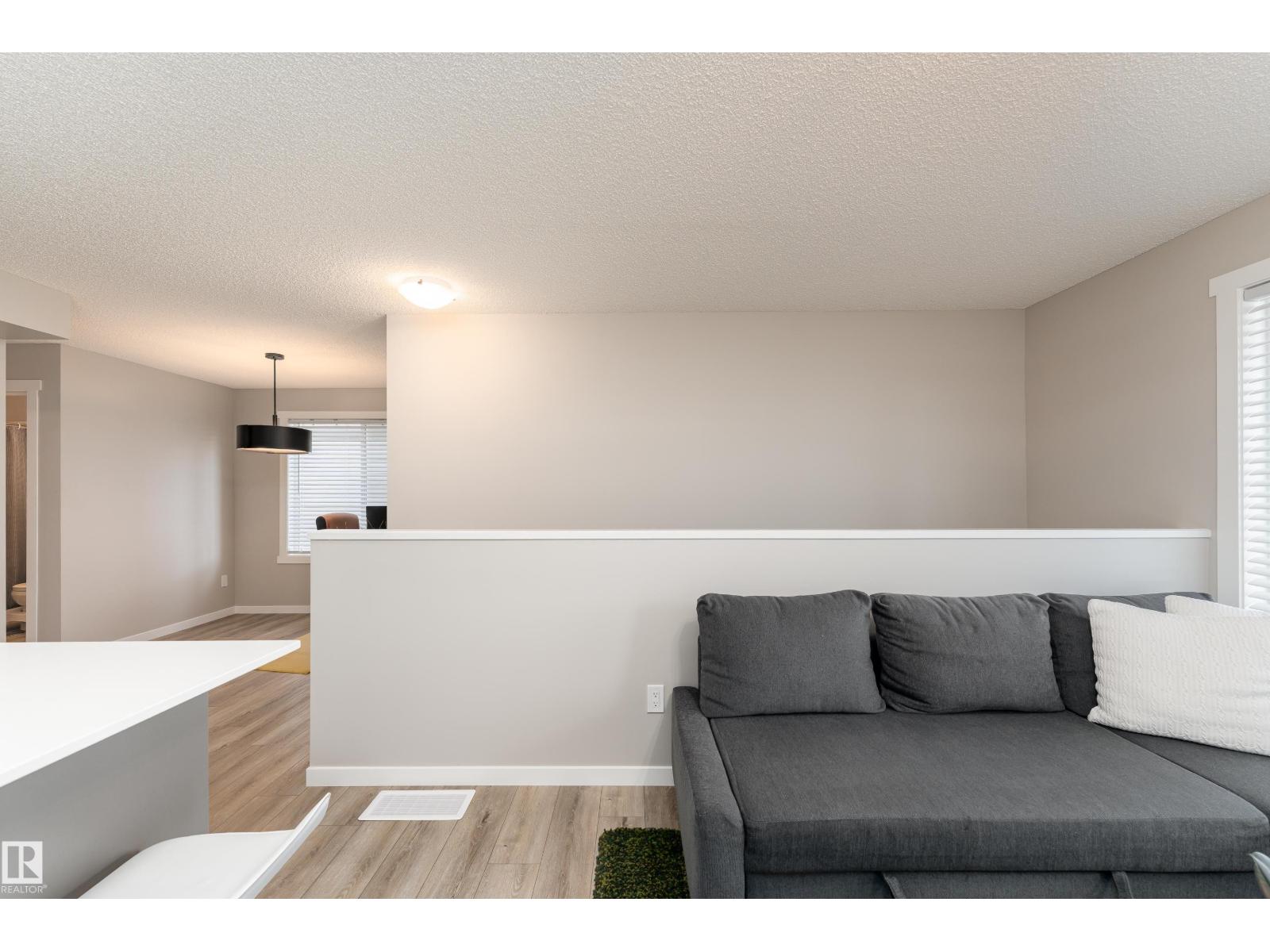#61A 1530 TAMARACK BV NW - 8