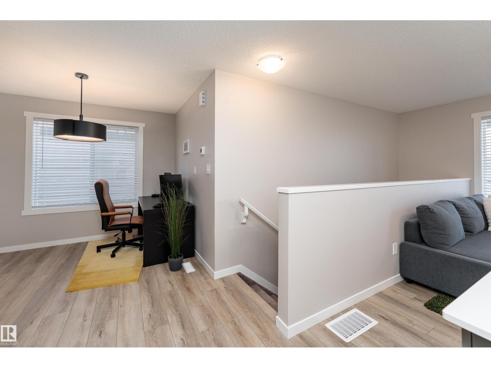 #61A 1530 TAMARACK BV NW - 9