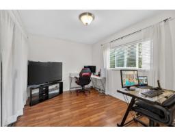 8927 146a Street, Surrey, BC V3R6Z9 Photo 7