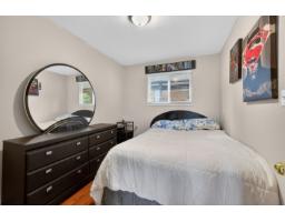 8927 146a Street, Surrey, BC V3R6Z9 Photo 16