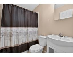 8927 146a Street, Surrey, BC V3R6Z9 Photo 18