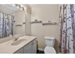 8927 146a Street, Surrey, BC V3R6Z9 Photo 9