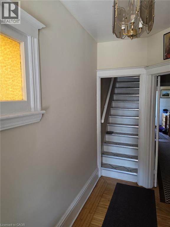 44 ARTHUR Avenue N - 4
