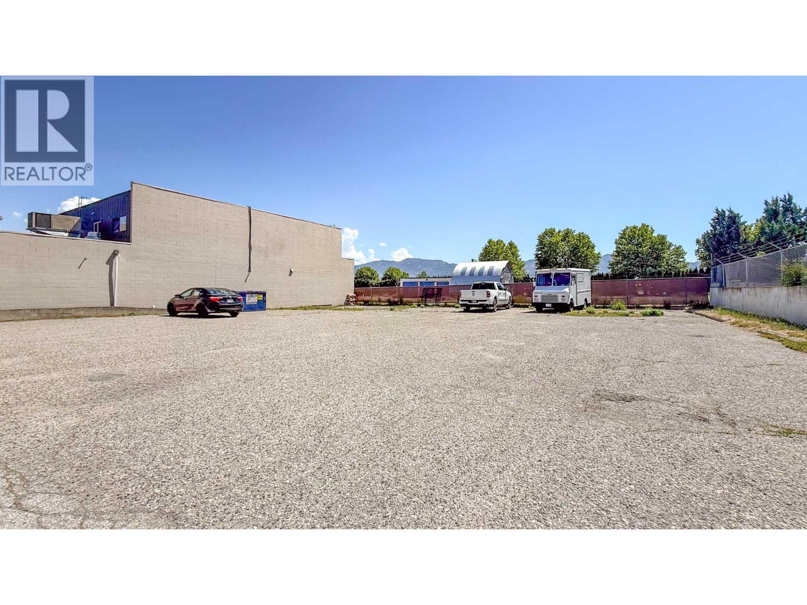  2489 Main Street, West Kelowna