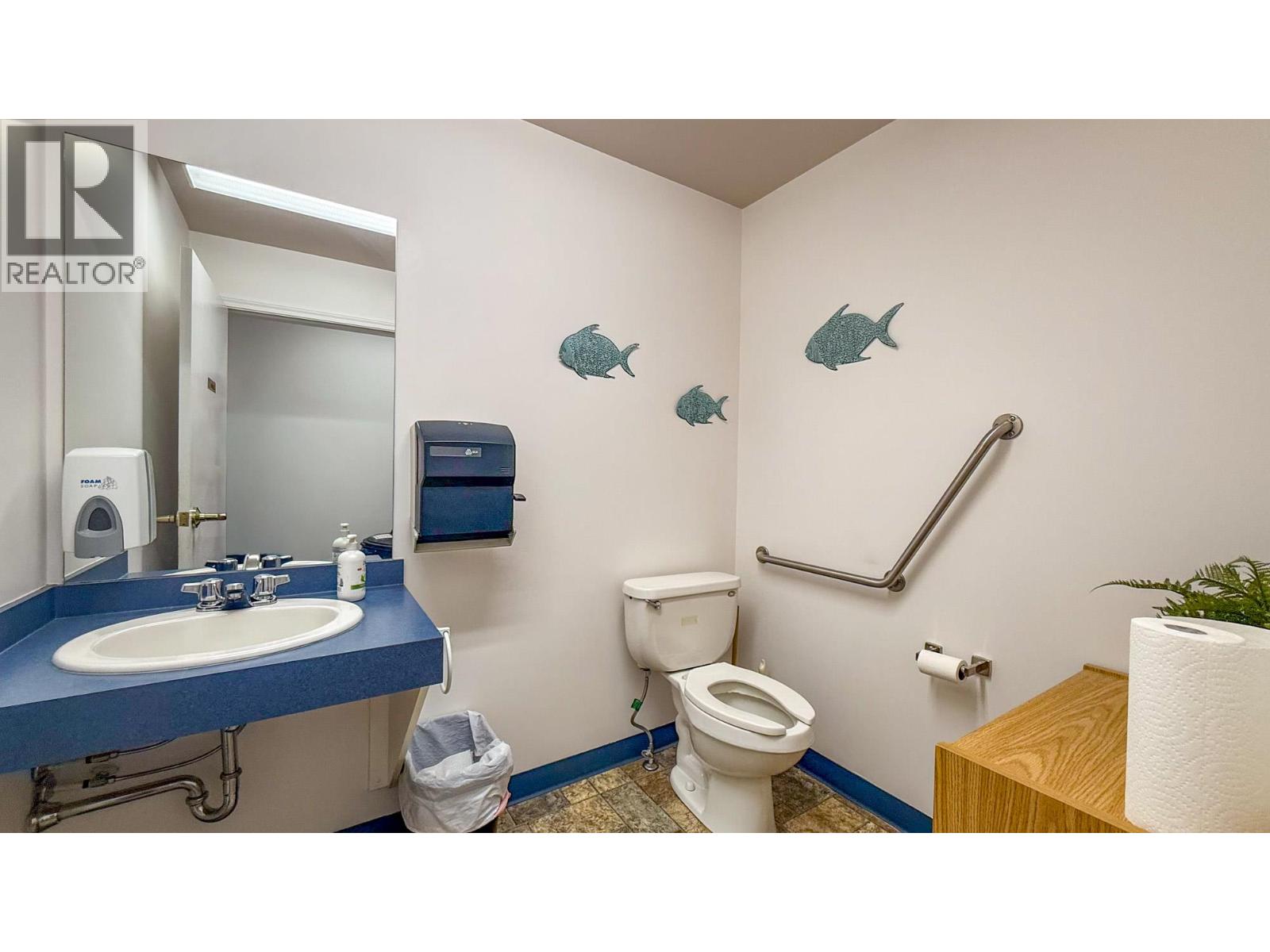  2489 Main Street, West Kelowna