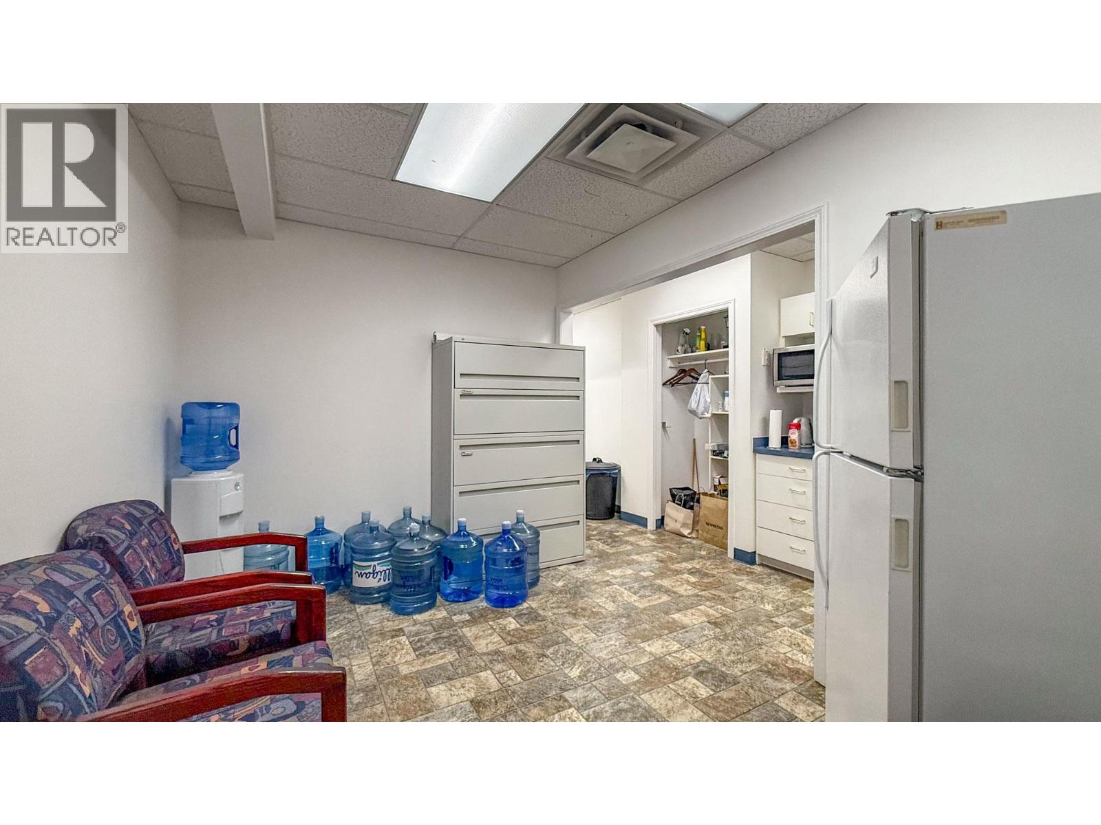  2489 Main Street, West Kelowna