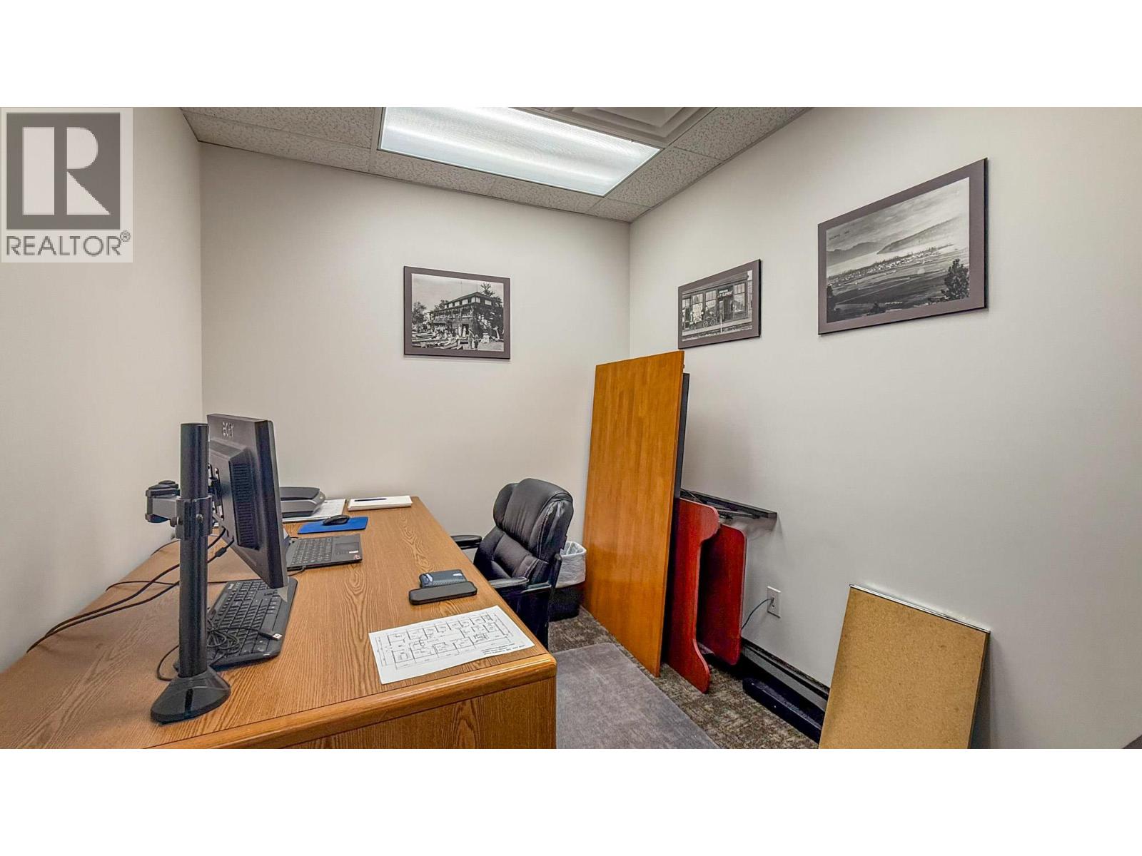  2489 Main Street, West Kelowna