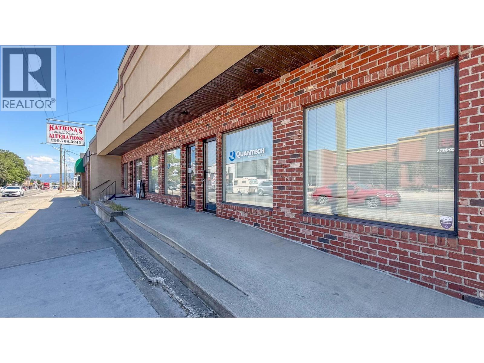  2489 Main Street, West Kelowna