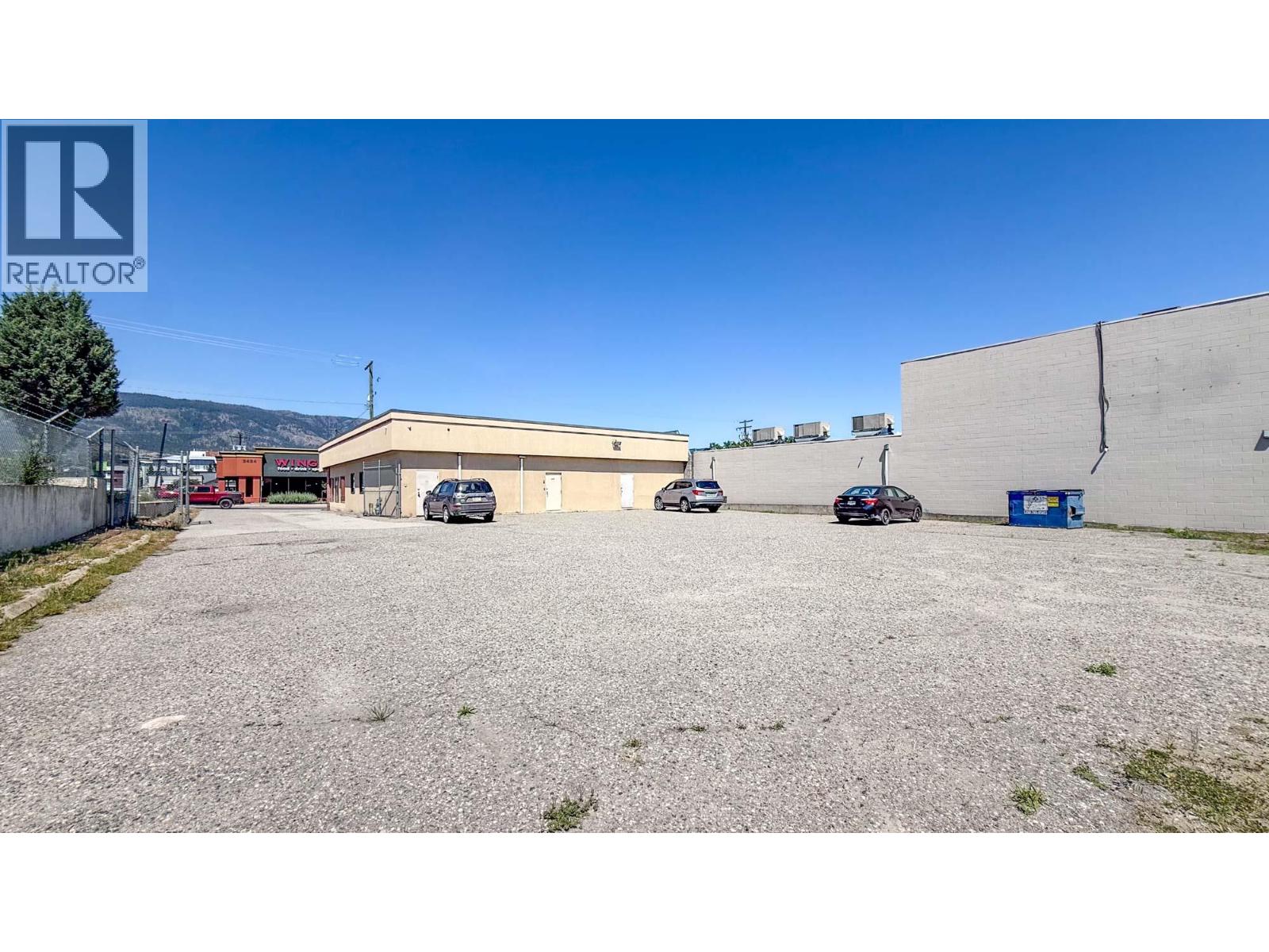  2489 Main Street, West Kelowna