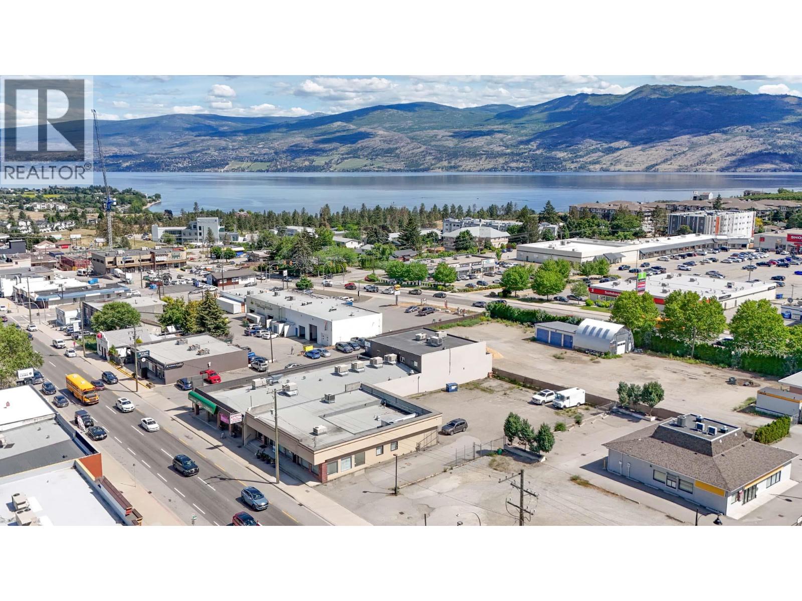 2489 Main Street, West Kelowna