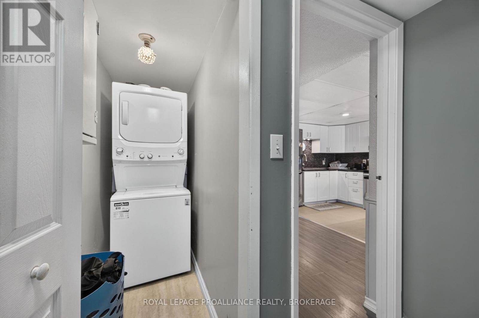 585 GAVIN COURT - 24