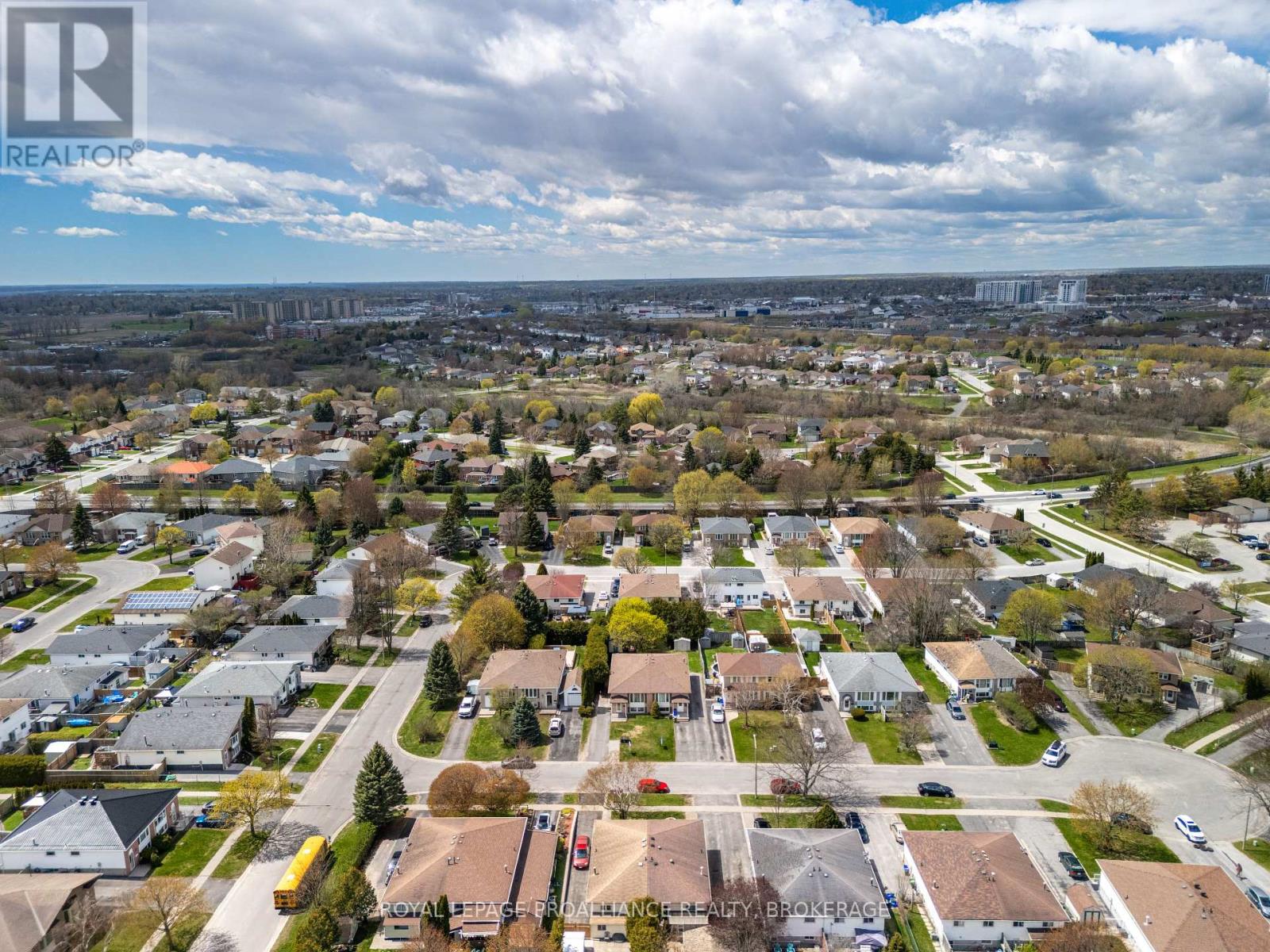 585 GAVIN COURT - 43