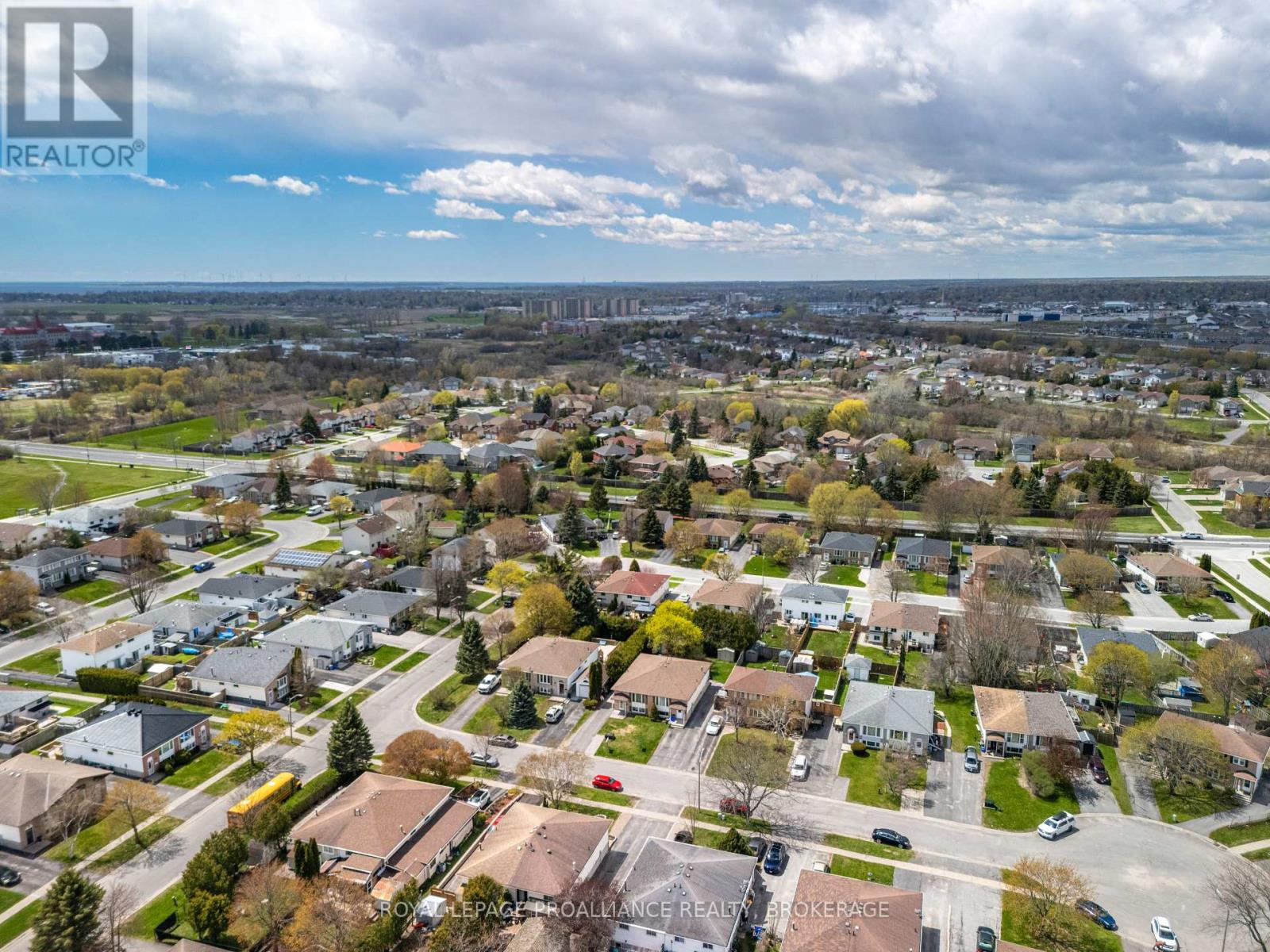 585 GAVIN COURT - 44