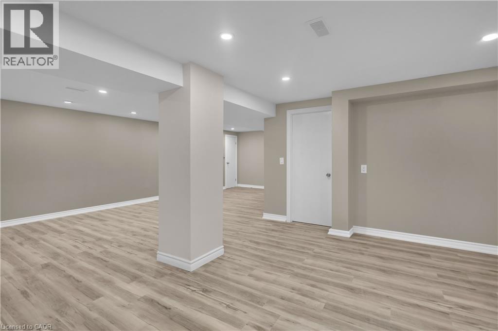 626 IROQUOIS Avenue - 30