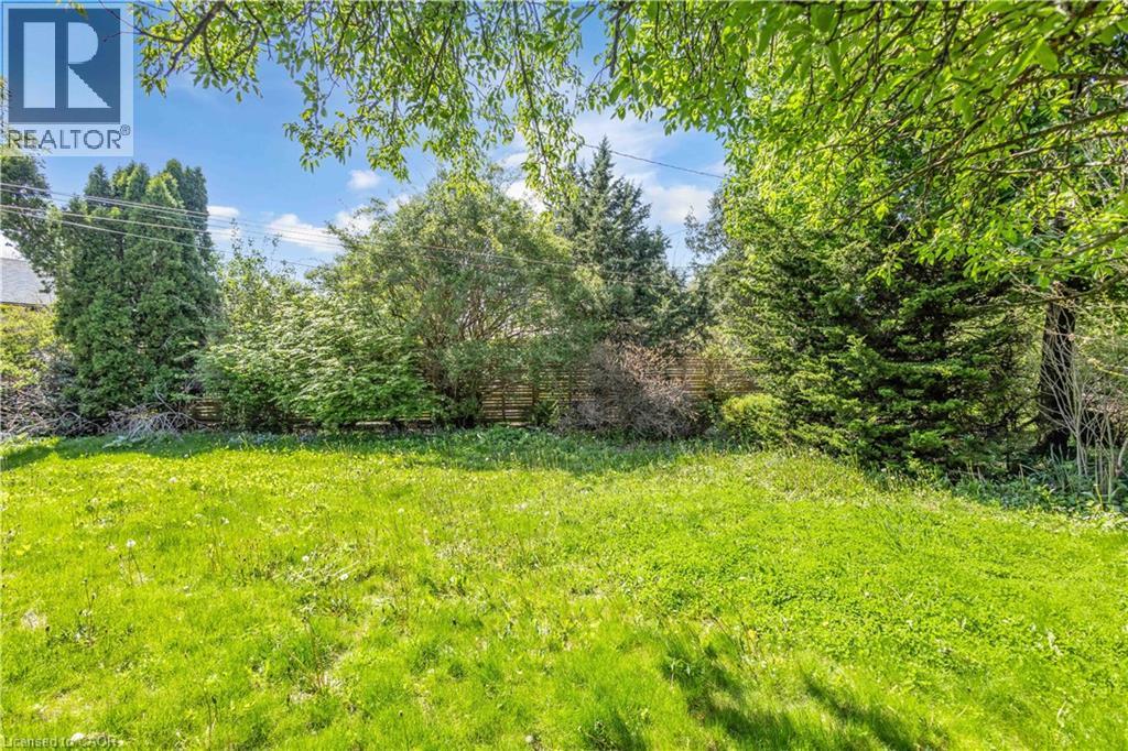 626 IROQUOIS Avenue - 42