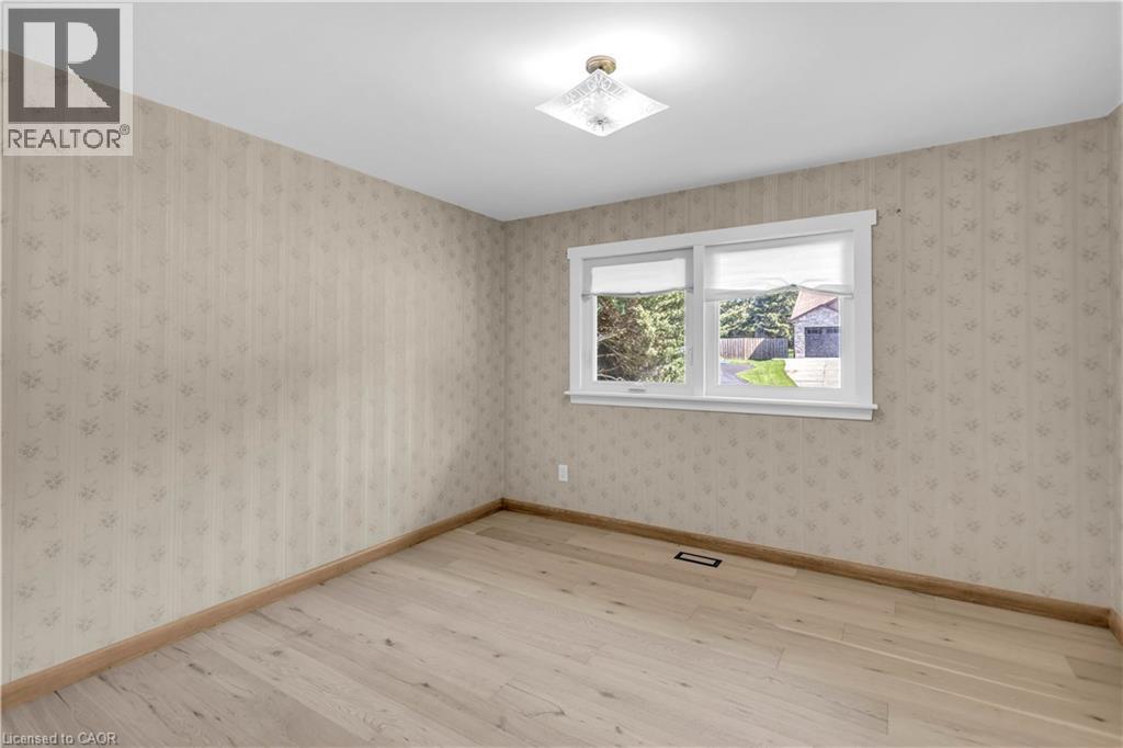 626 IROQUOIS Avenue - 18