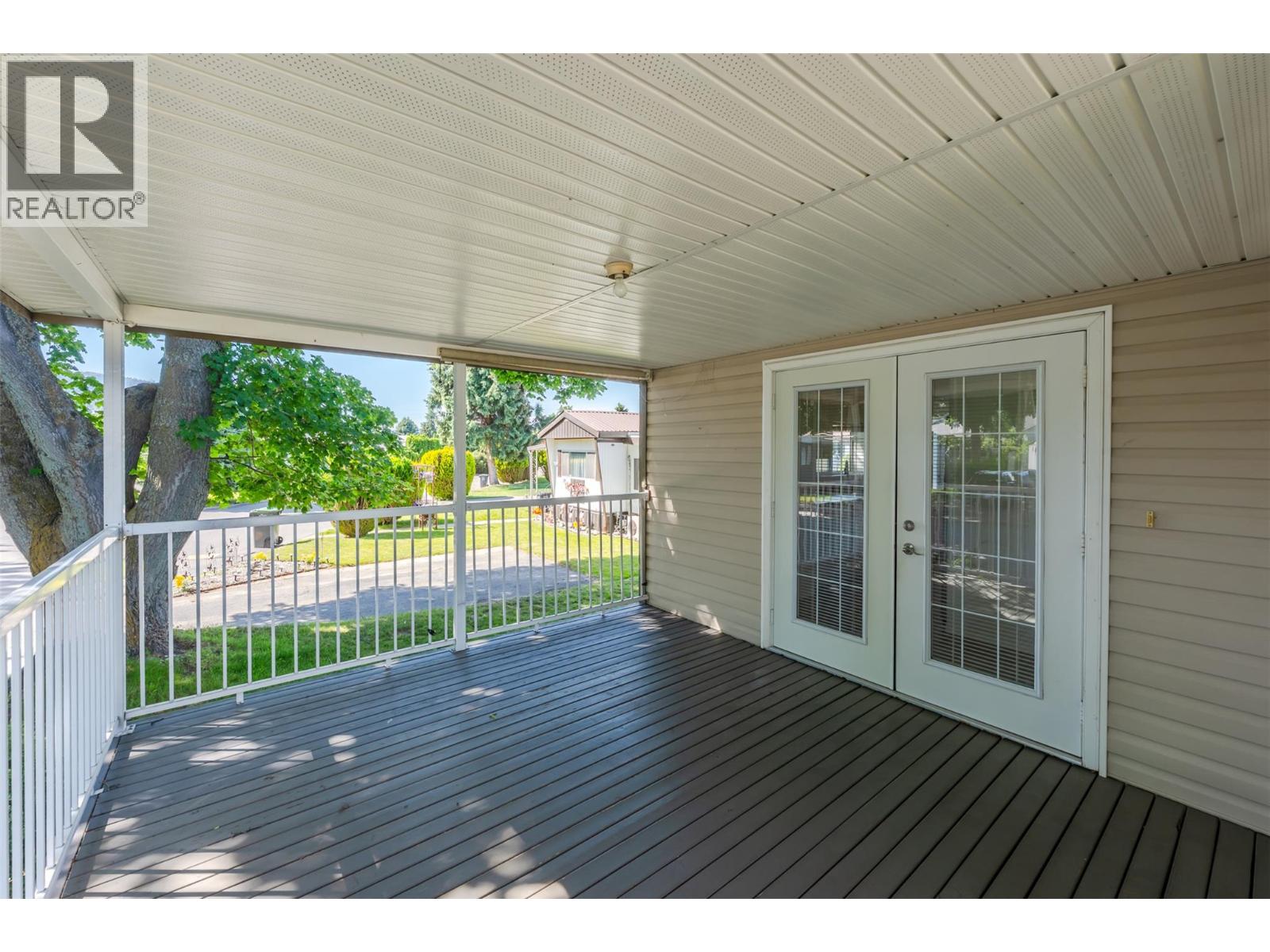 #37 197 Dauphin Avenue - 29