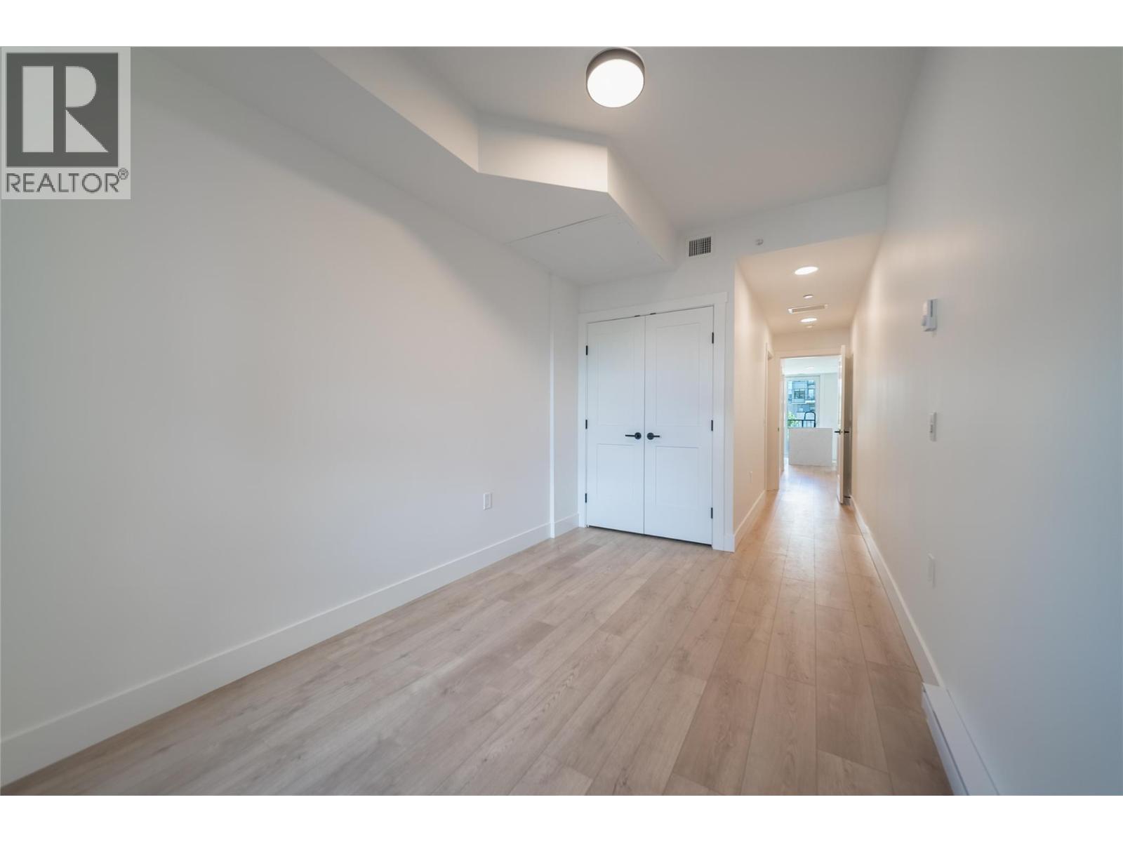 206 620 Coronation Avenue, Kelowna