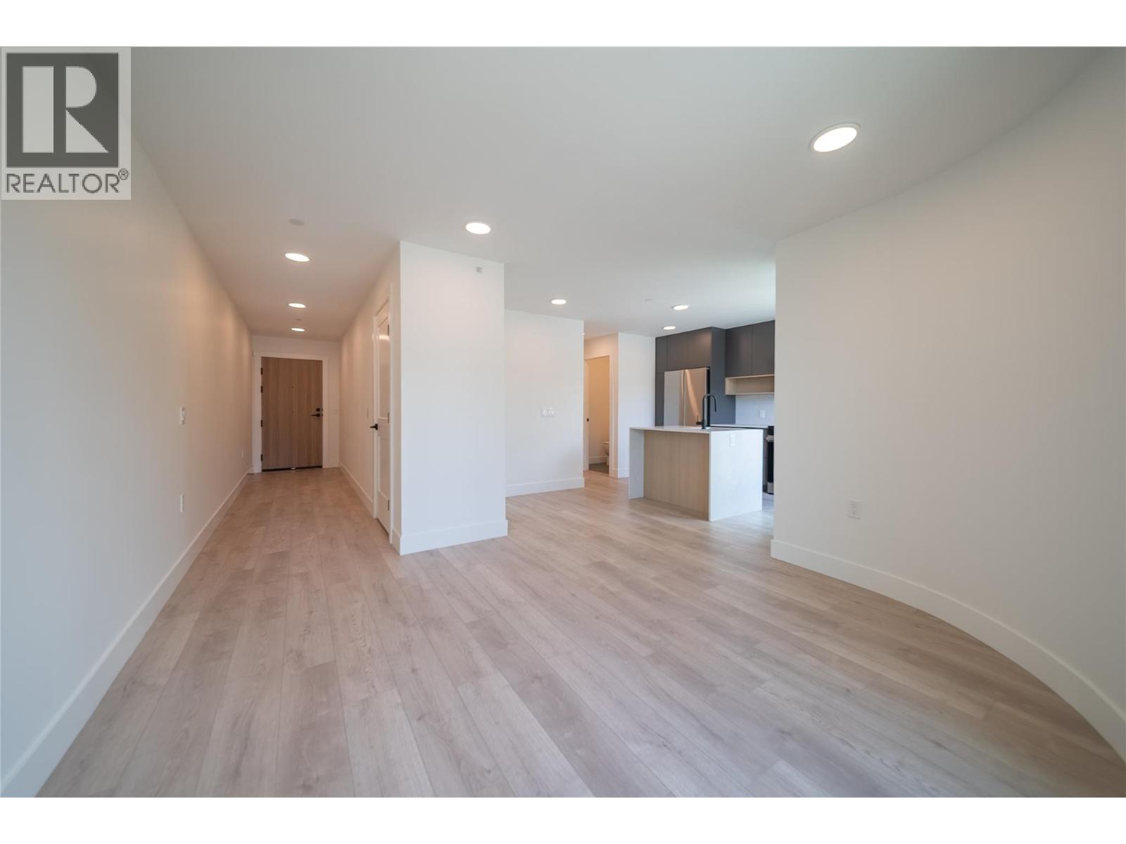 206 620 Coronation Avenue, Kelowna