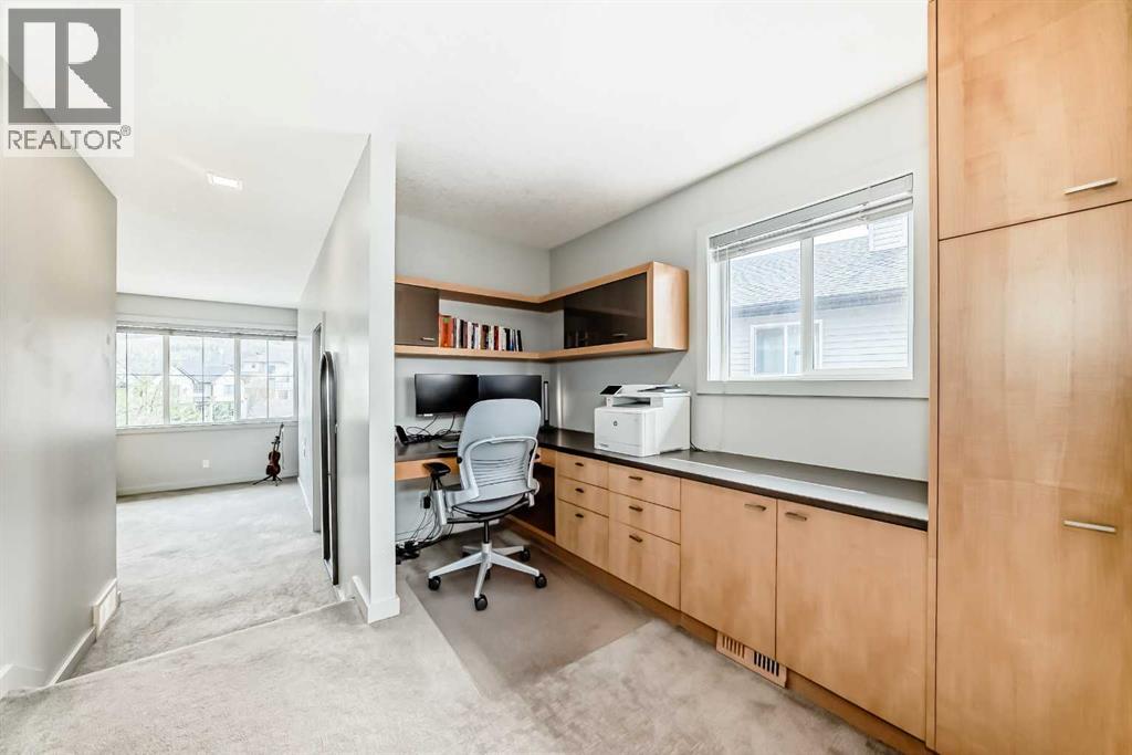 11 Cresthaven Bay SW - 25