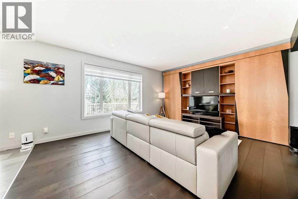 11 Cresthaven Bay SW - 7