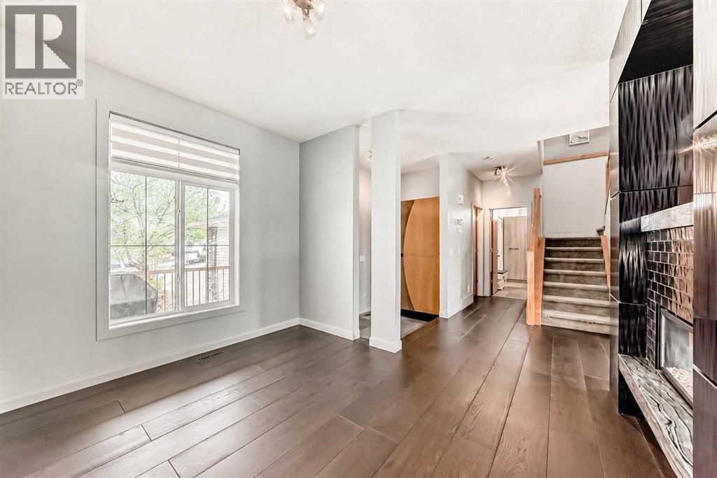 11 Cresthaven Bay SW - 3