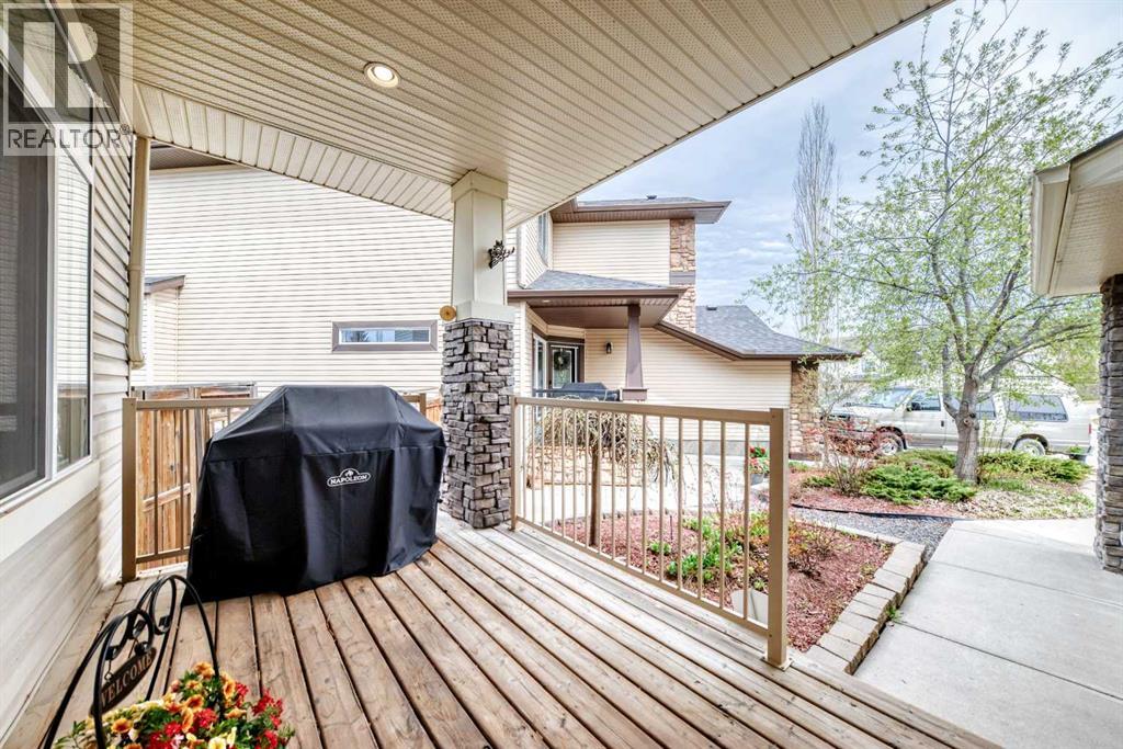 11 Cresthaven Bay SW - 50