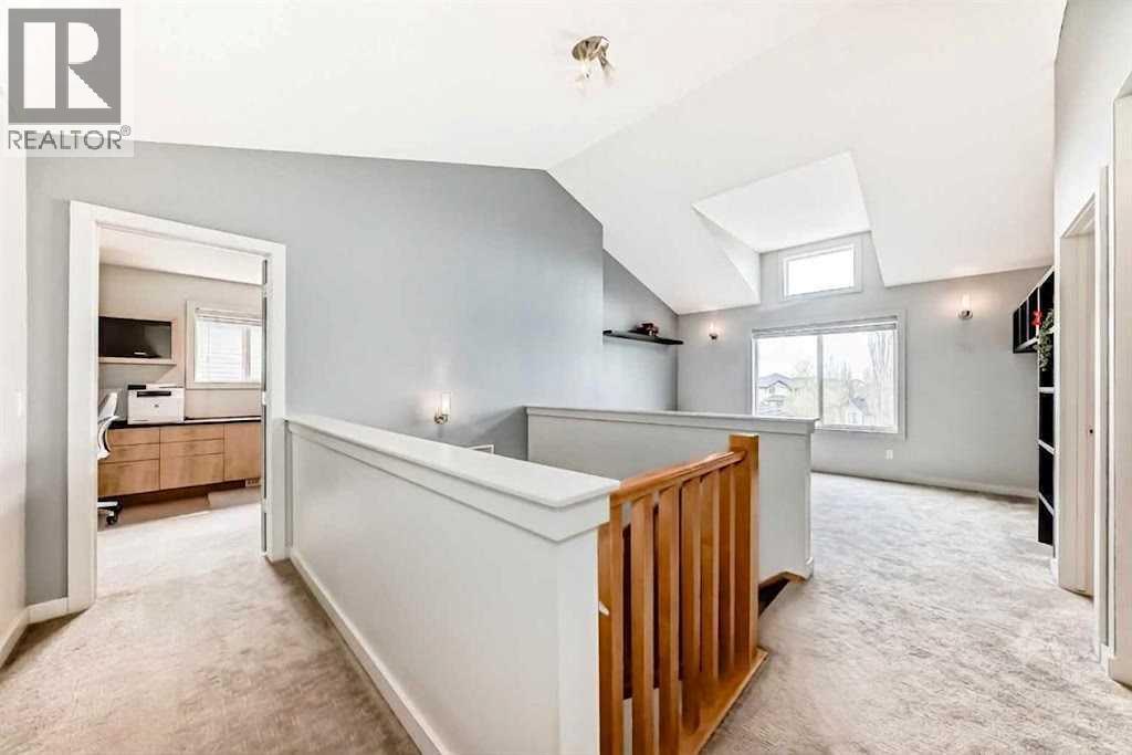 11 Cresthaven Bay SW - 37