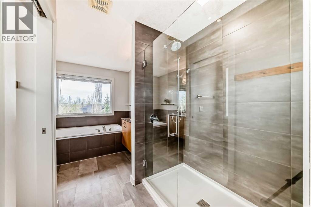 11 Cresthaven Bay SW - 28