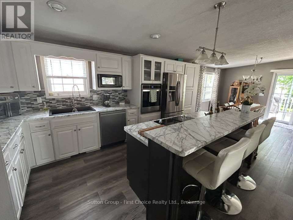 14 25 THAMES ROAD - 9