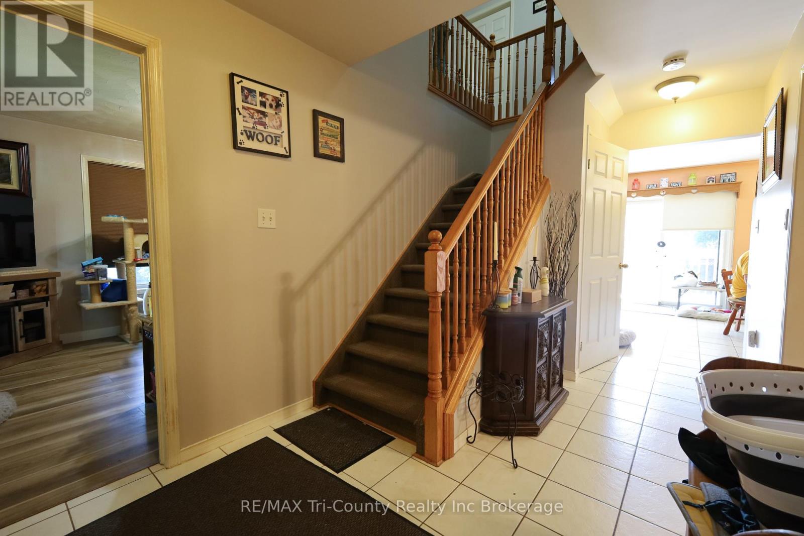 43 TRILLIUM DRIVE - 18