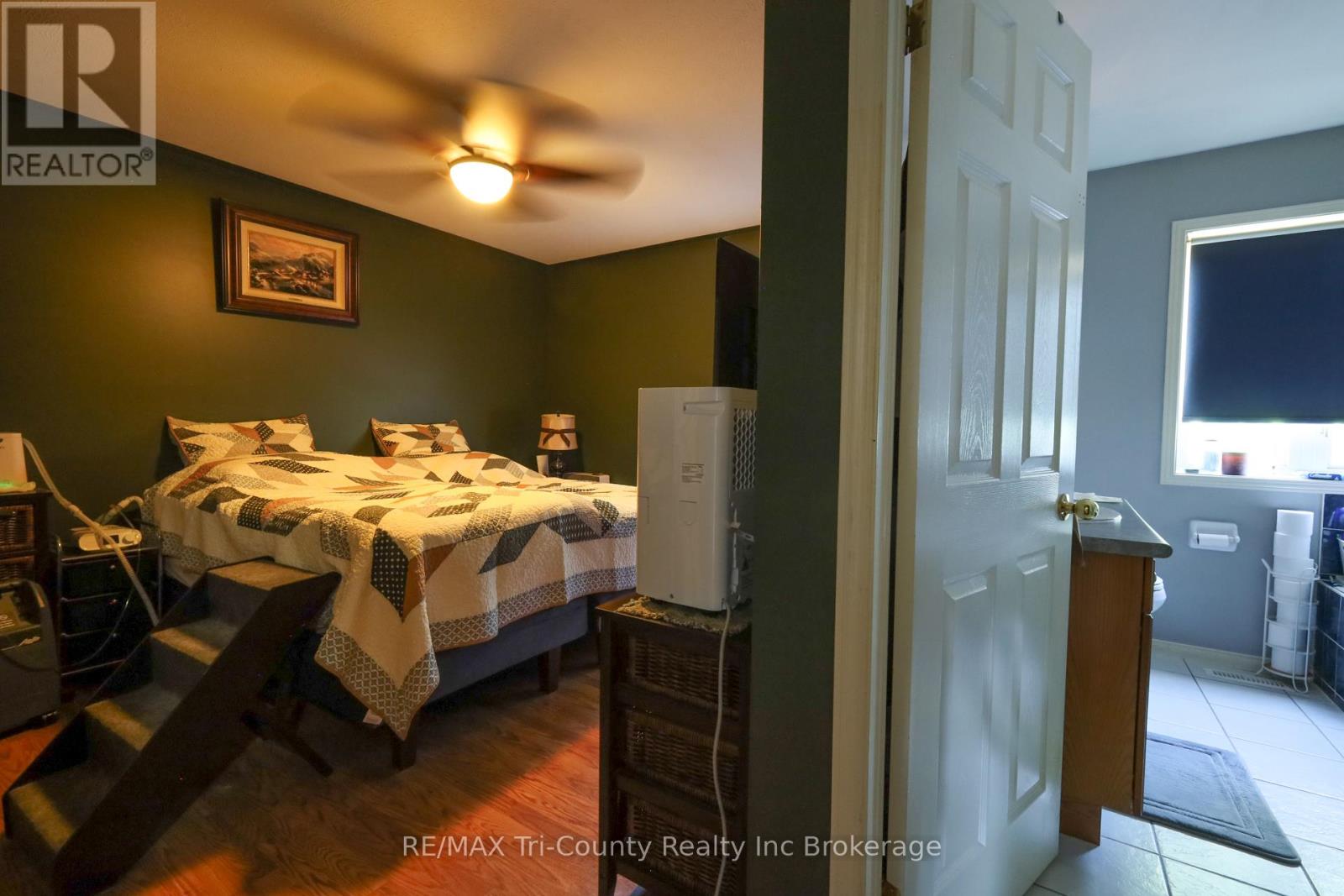 43 TRILLIUM DRIVE - 20