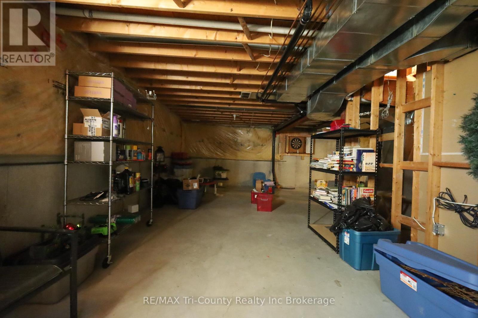 43 TRILLIUM DRIVE - 34