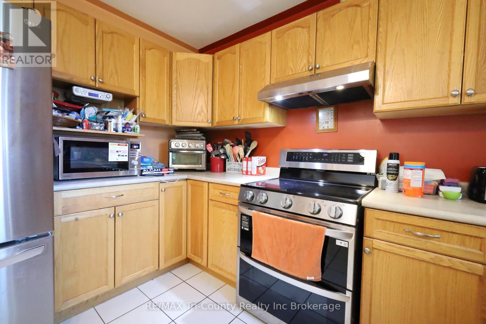 43 TRILLIUM DRIVE - 5