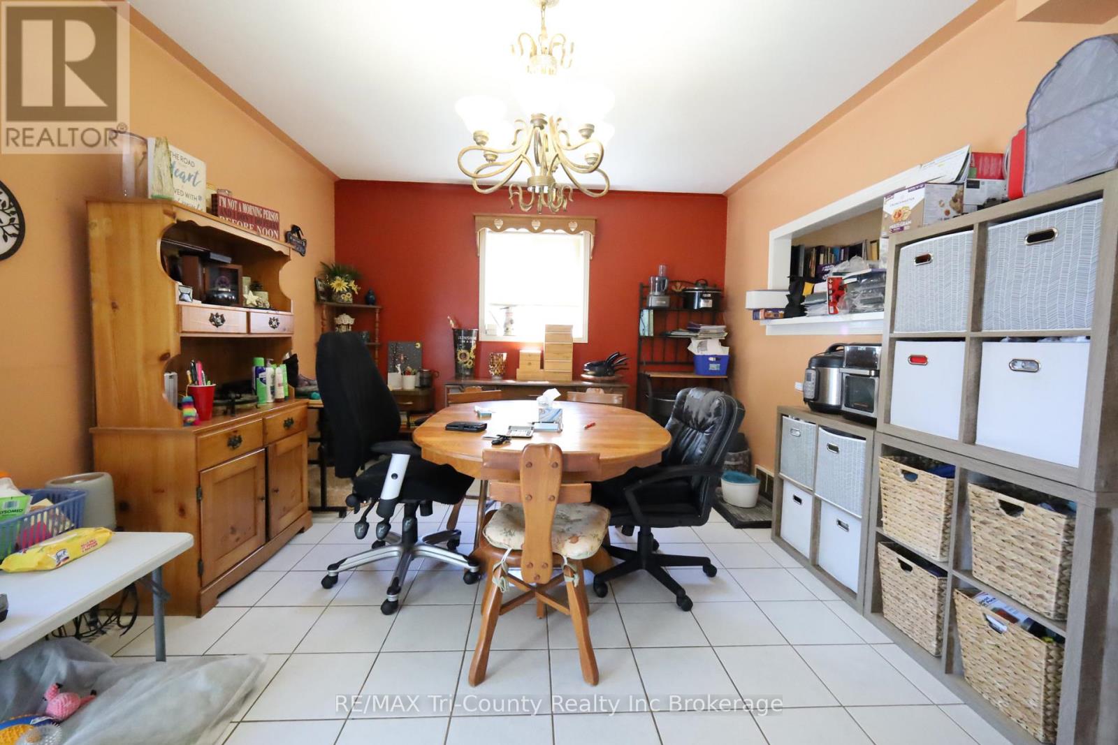 43 TRILLIUM DRIVE - 9