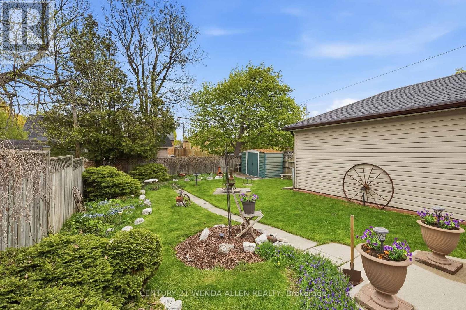 325 HIGHLAND AVENUE - 24